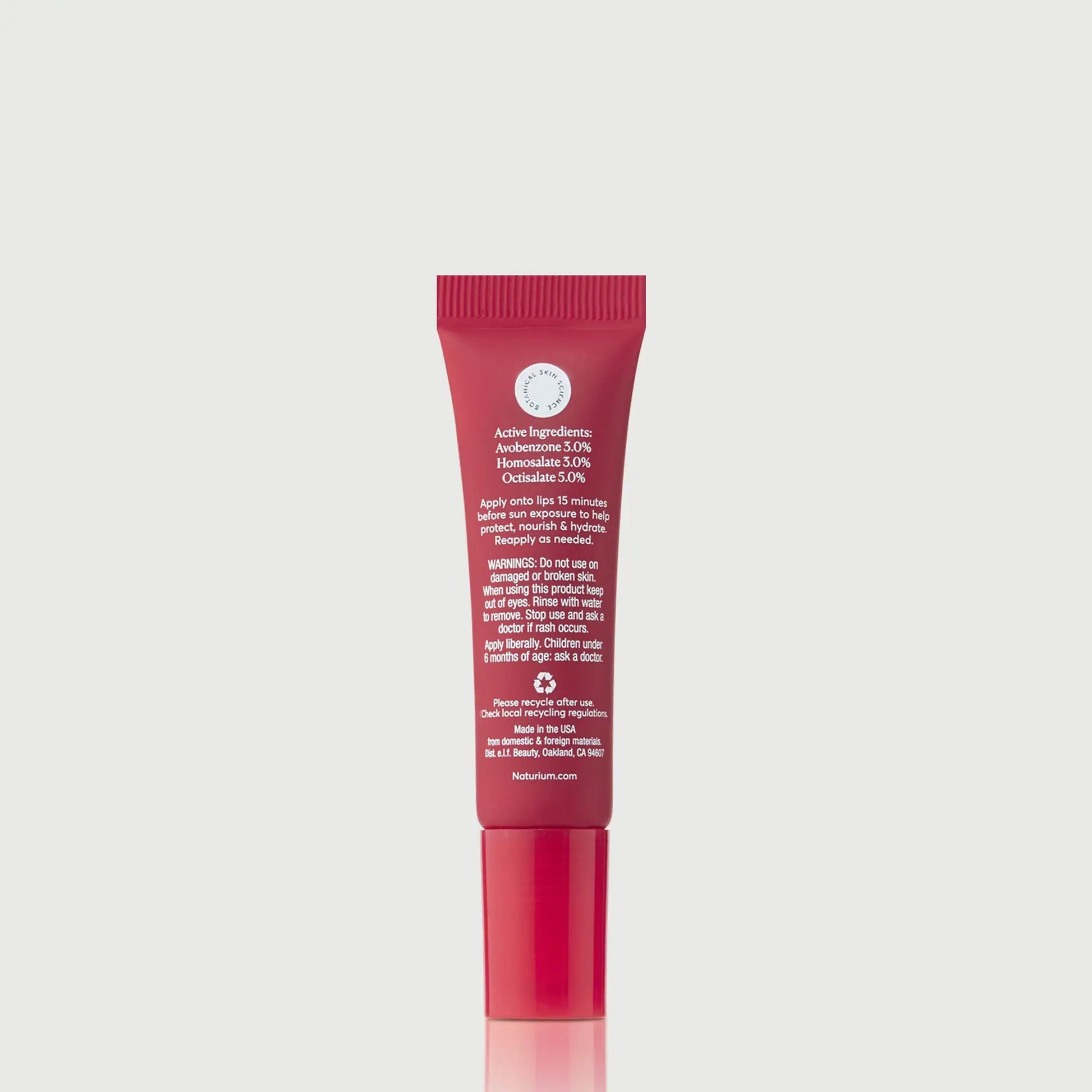phyto-glow-lip-balm-spf-45-oasis-q0 NATR-10125_PhytoGlow_SPF_Oasis_primary_capon_back_bonebkgd_1.webp