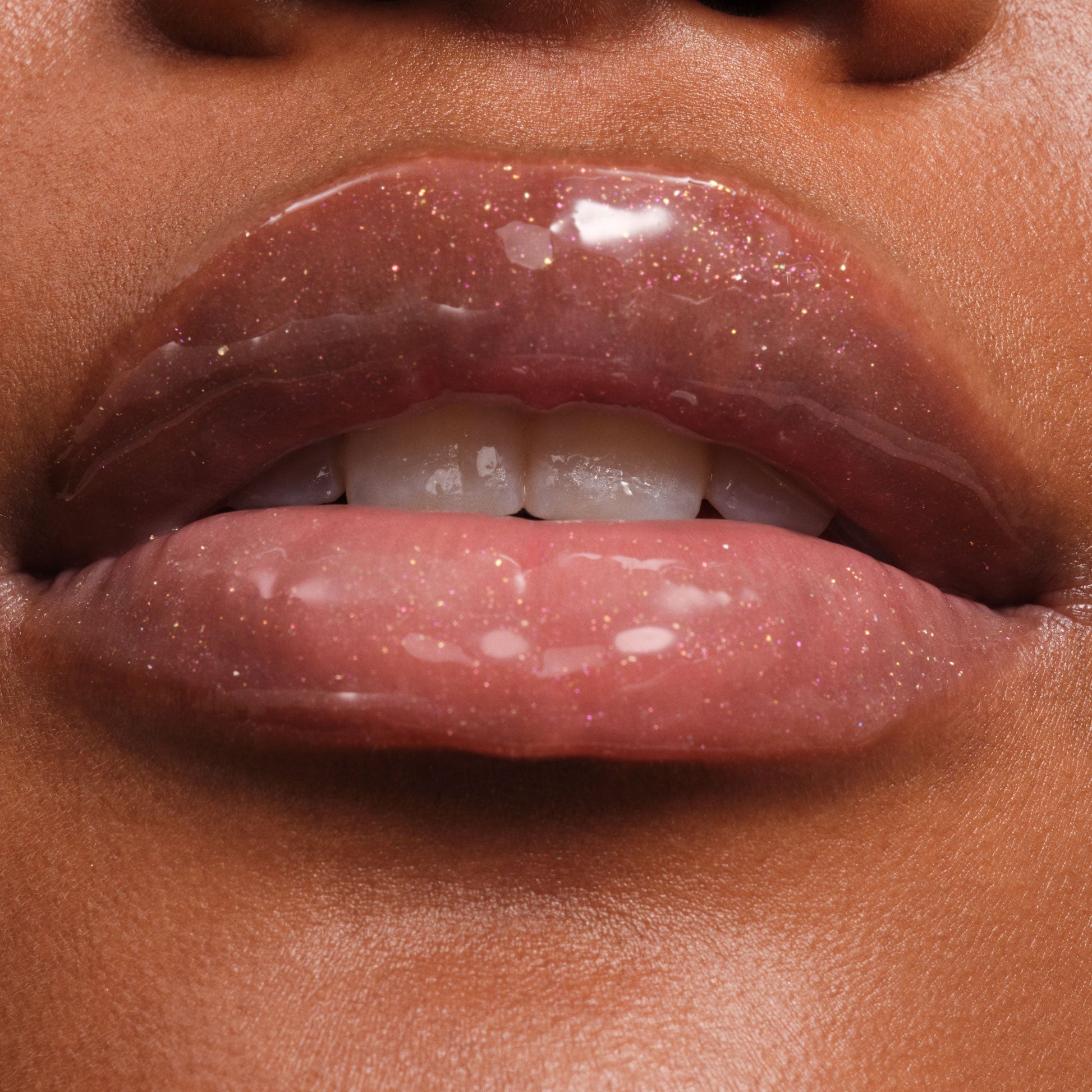 phyto-glow-lip-balm-shimmer-stardust-b3 NATR-10131-Phyto-Glow-Lip-Hover-Stardust.jpg