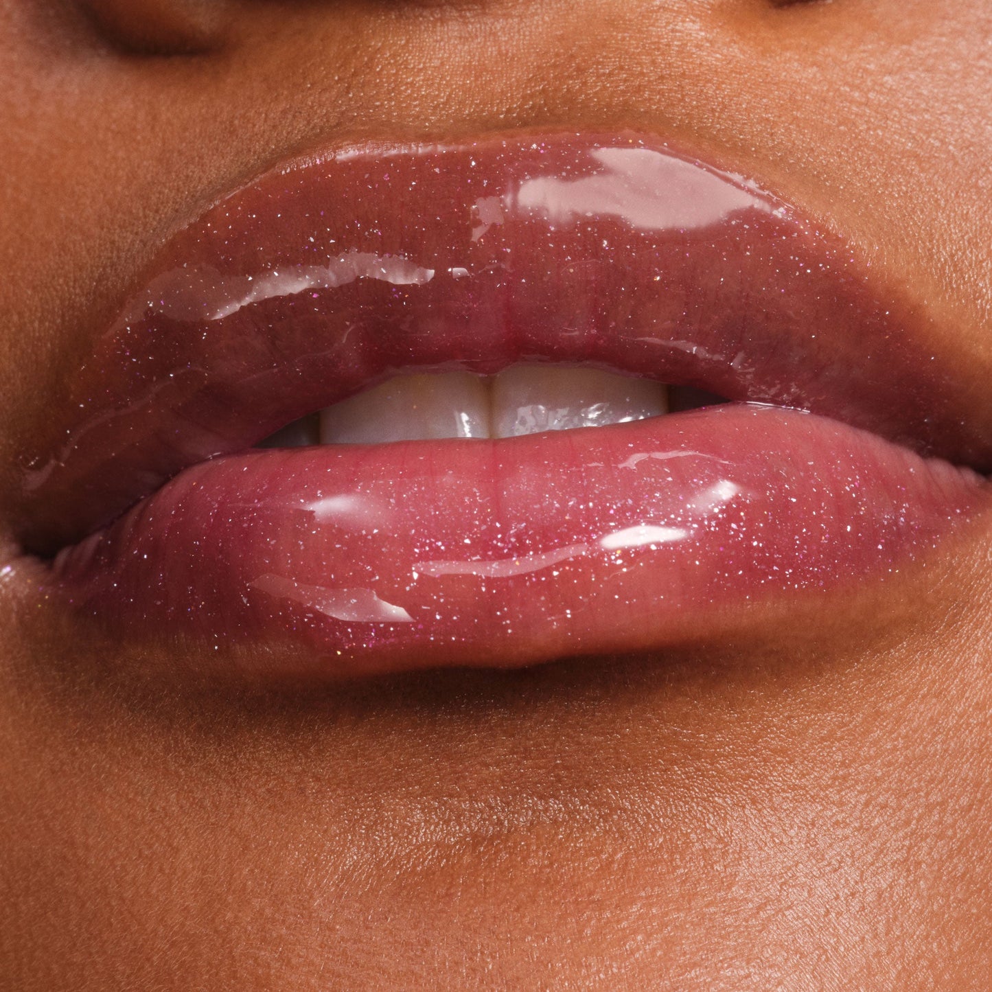phyto-glow-lip-balm-shimmer-solar-p8 NATR-60145-Phyto-Glow-Lip-Hover-Solar.jpg